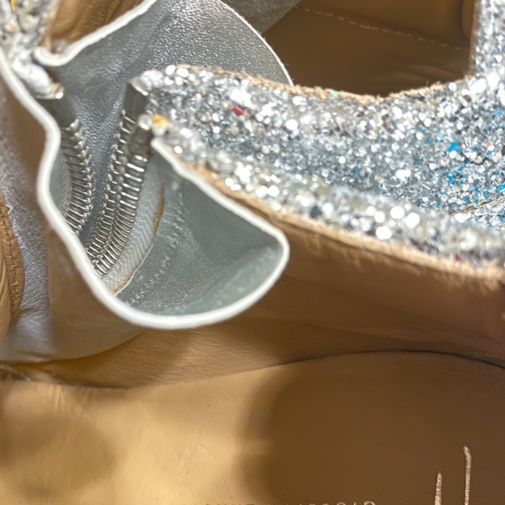 Authentic Giuseppe Zanotti - image 8